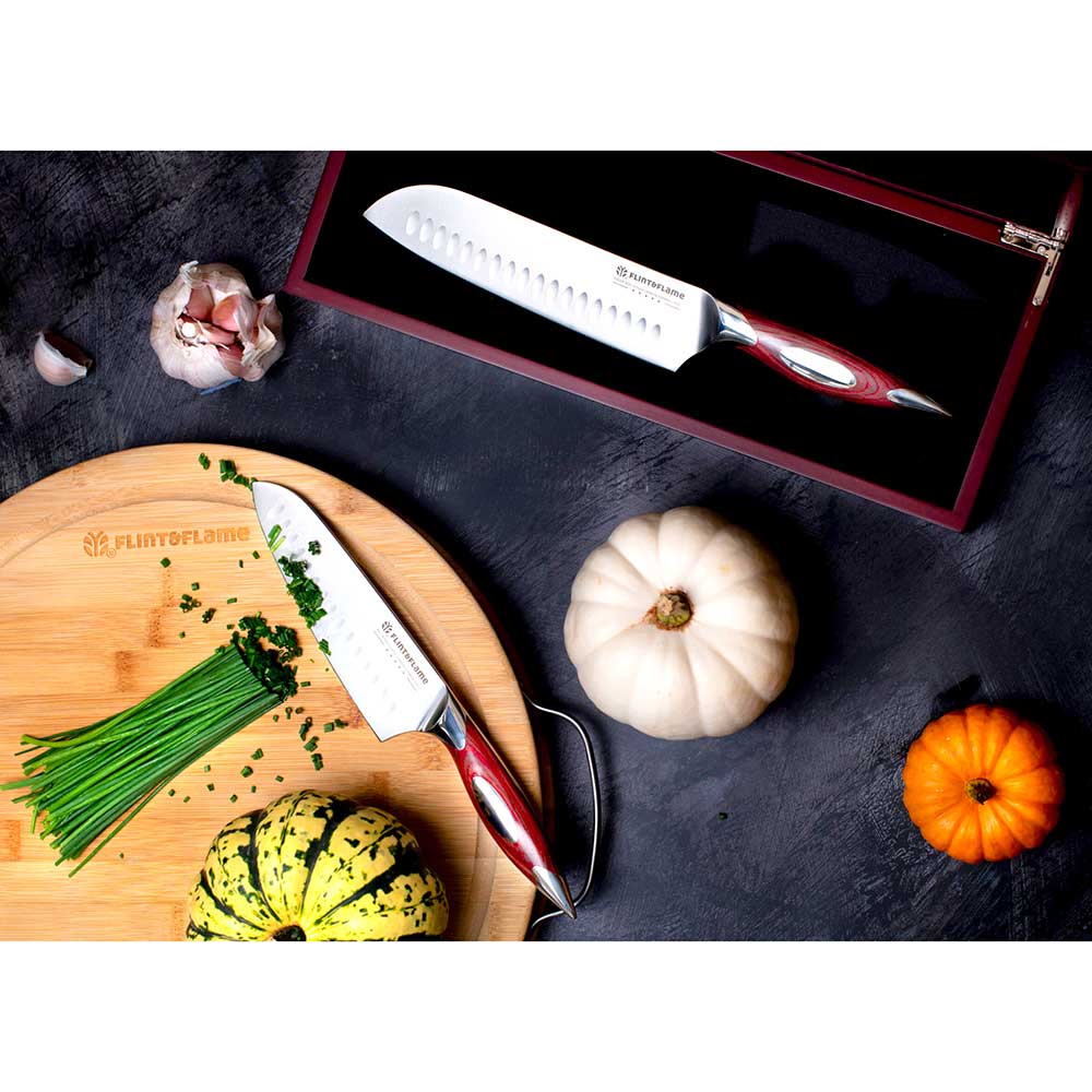 http://unusualdesignergifts.co.uk/cdn/shop/products/Flint-and-flame-2-piece-santoku-kitchen-cooking-chef-knife-set-2.jpg?v=1668014404