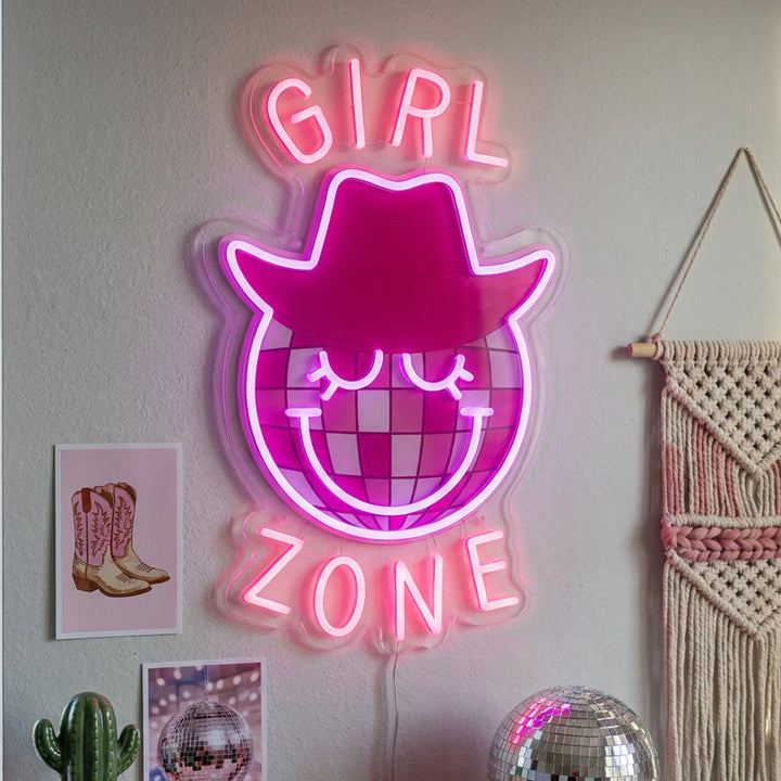 Girl Zone: S.W.Smiley LED Neon Wall Sign