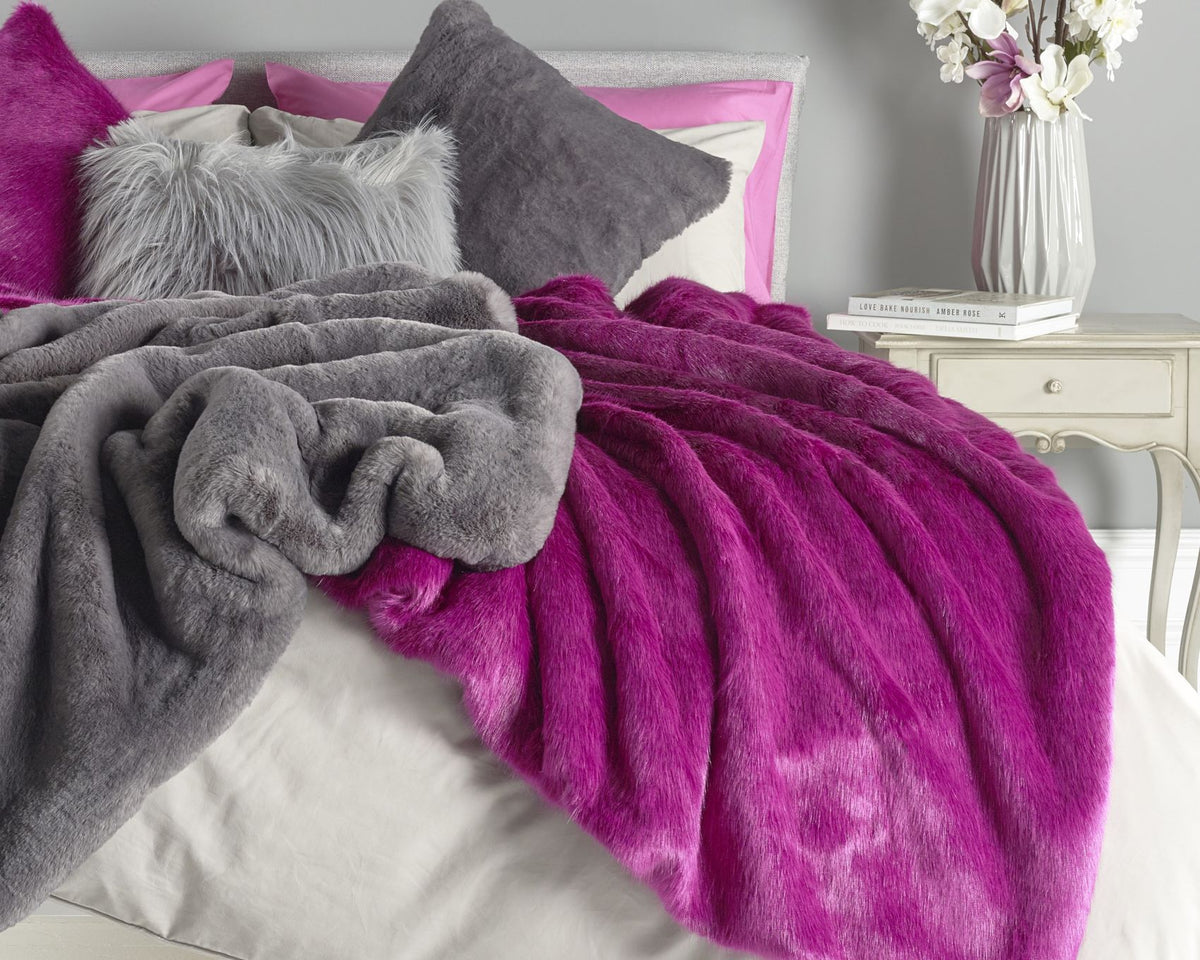 London Magenta faux fur detail