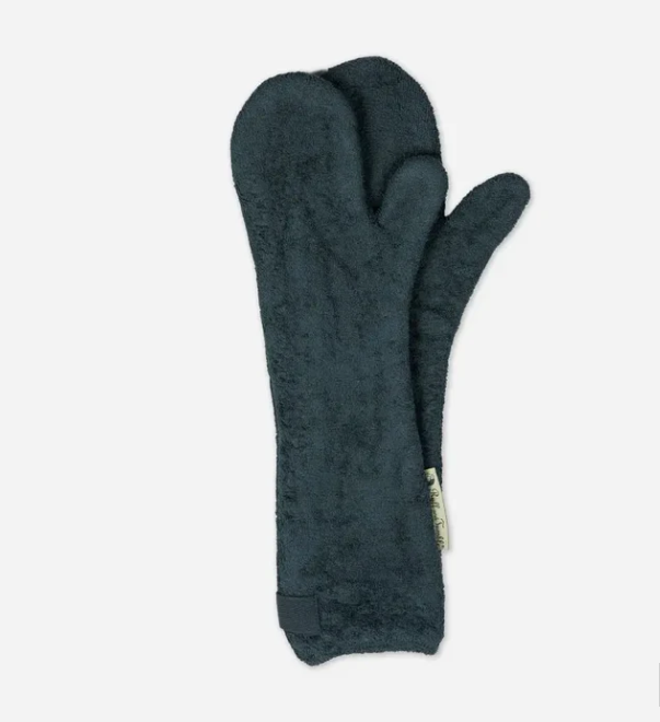 Ruff and Tumble Dog Drying Mitts – Fast-Drying Paw and Leg Mitts in Five Colours