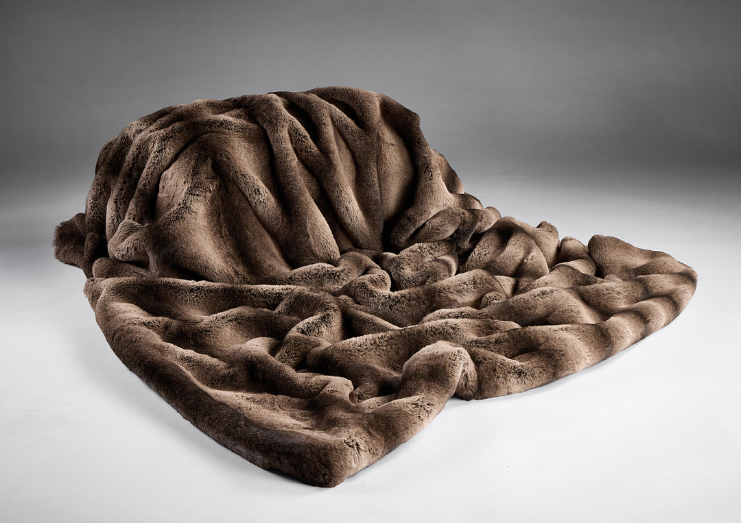 Taupe Rabbit Alaska faux fur throw detail