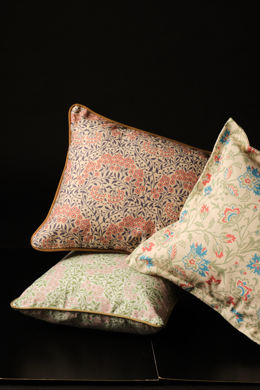 Brentwood - William Morris Cushion