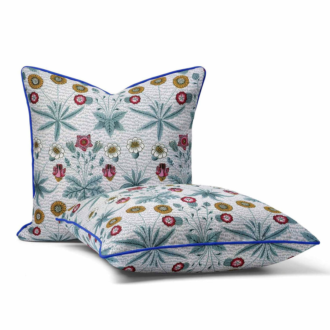 Daisy - William Morris Outdoor Cushion