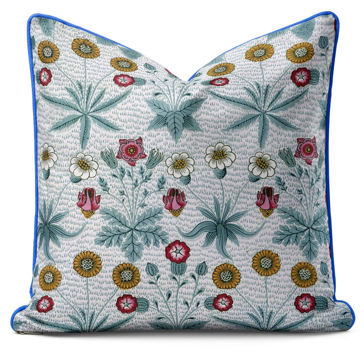 Daisy - William Morris Outdoor Cushion