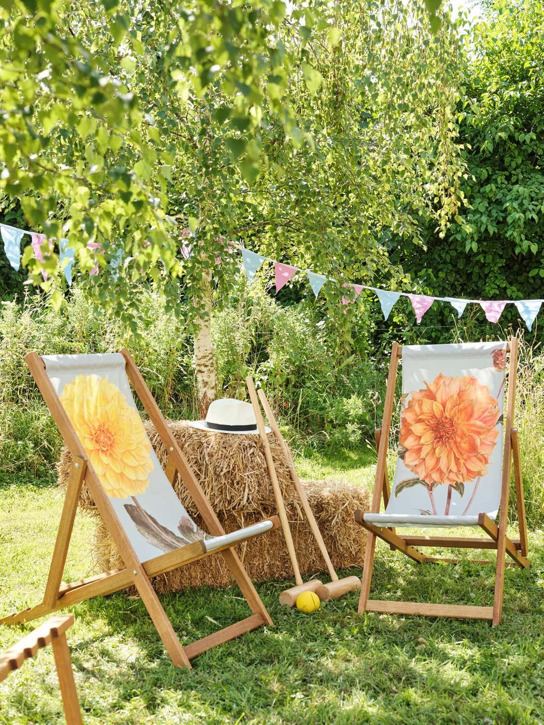 Golden Leader - Alfred Wise Botanical Art Print Deckchair