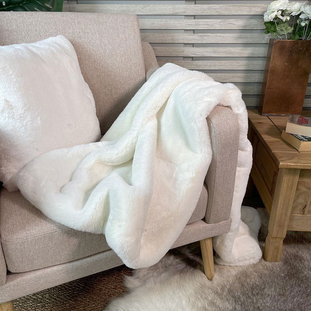 Cream Luxury Faux Fur Throw