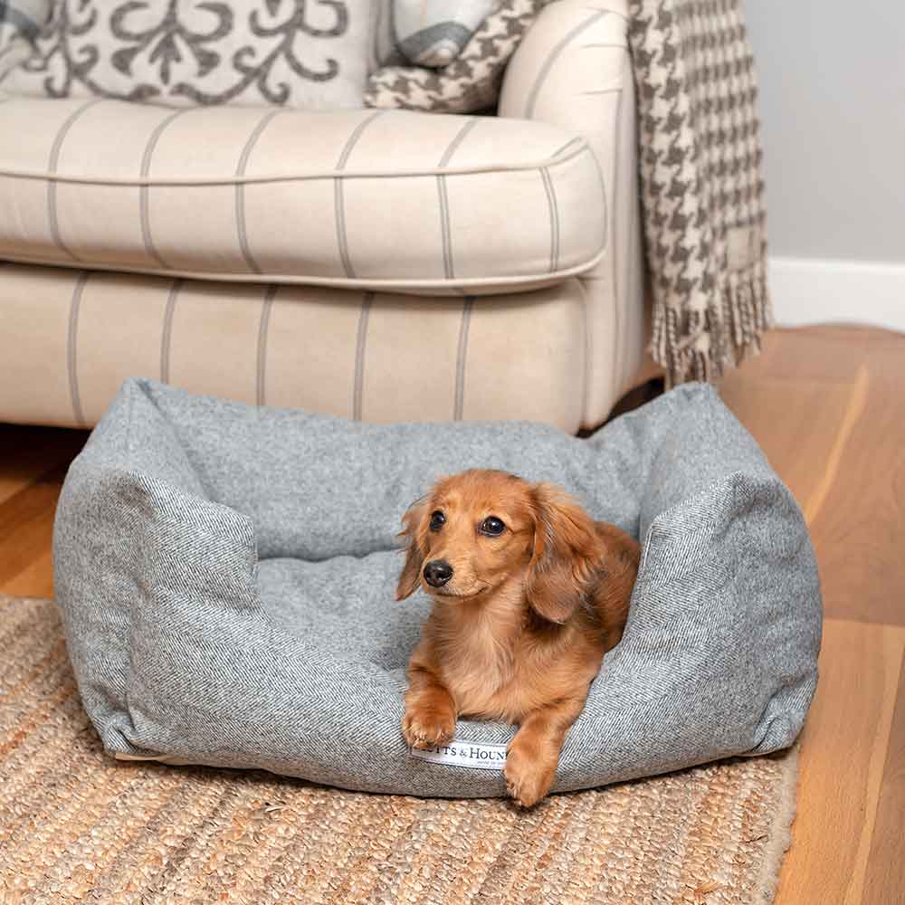 Boxy Dog Bed Stoneham Tweed Grey by Mutts & Hounds